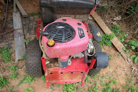 Snapper Lawnmower - 12.5 hp 344cc - New Blade and Battery