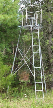 Metal Hunting Platform / Stand with Swivel Seat - 12 Feet Tall to Platform