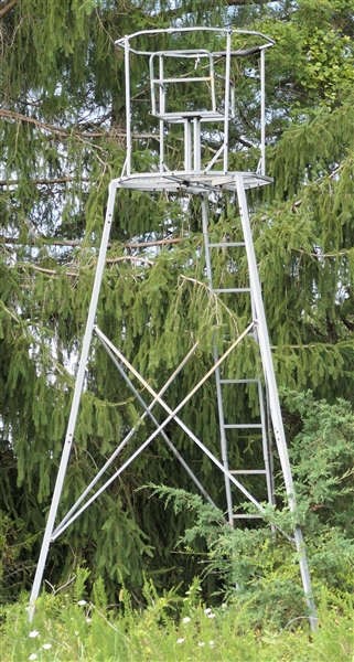 Metal Hunting Platform / Stand with Swivel Seat - 12 Feet Tall to Platform