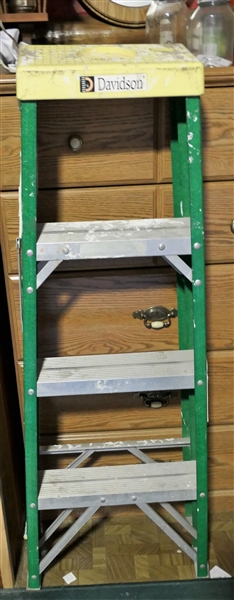 48" Davidson Fiberglass Ladder