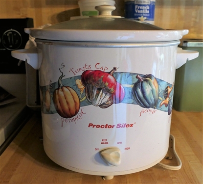 Proctor Silex Slow Cooker with Squash Decoration - 10 1/2 Tall 