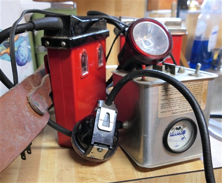 Vintage Battery Powered Spotlight