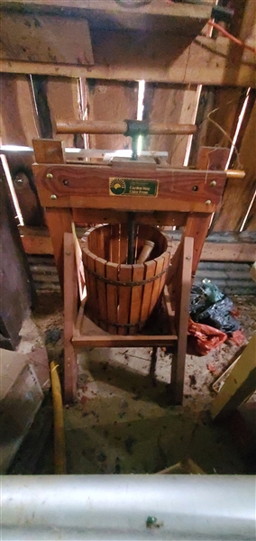Garden Way Cider Press 