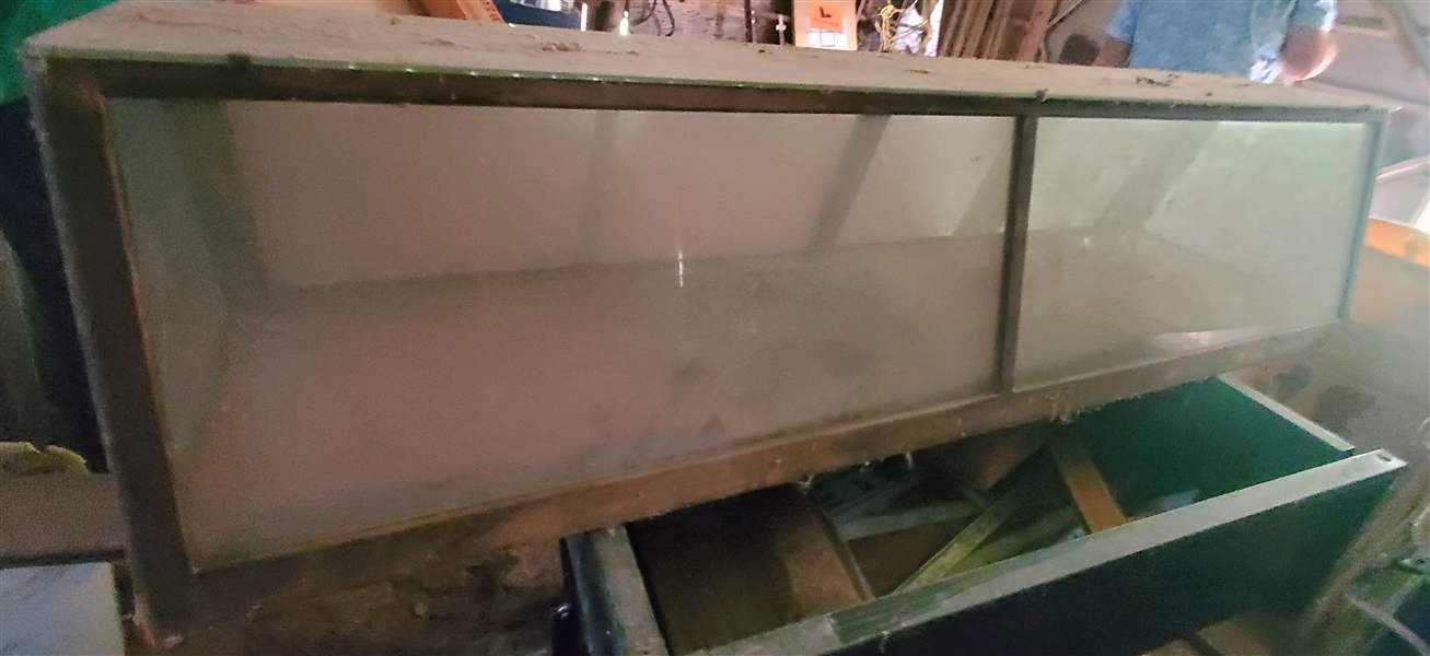 Old Country Store Counter Showcase - Glass Top and Doors- One Glass is Broken