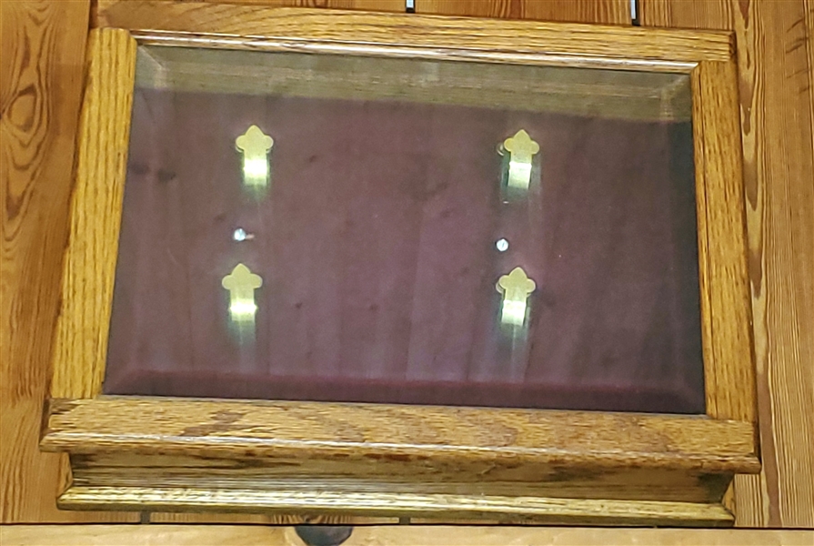 Oak Pistol Showcase - could not get off wall 