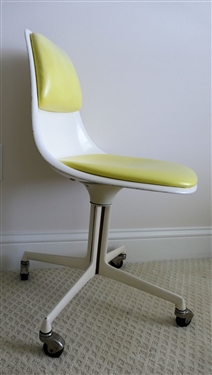 Burke Inc. Dallas Texas Rolling Desk Chair - Yellow Seat and Back - Some Fading 