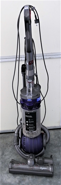 Dyson DC 25 Vacuum Cleaner