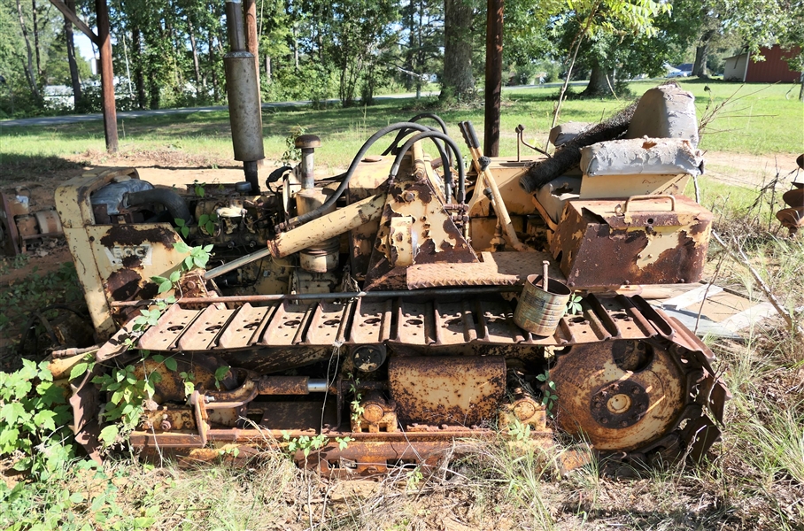 International 500 Crawler Tractor - With Manual and Blade