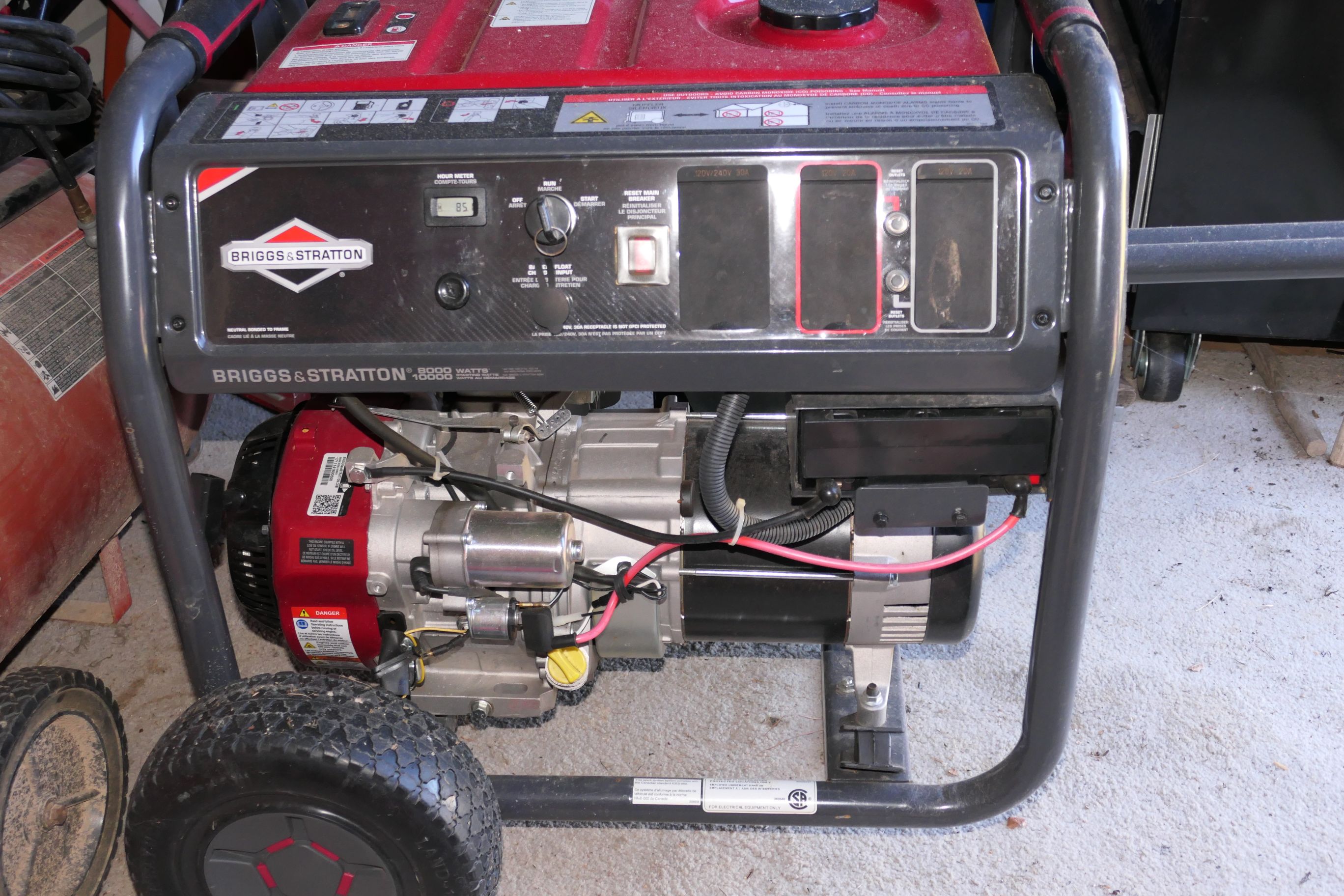 Lot Detail - Like New Briggs and Stratton 8000 Watt Generator ...