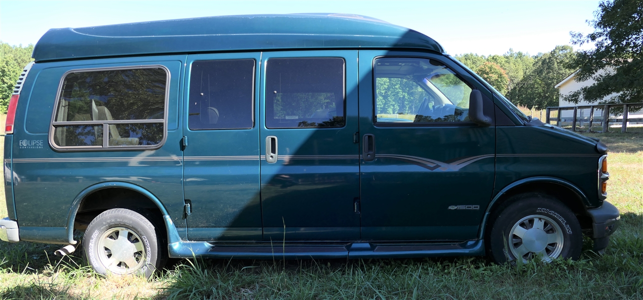Lot Detail - Chevrolet Eclipse 1500 Conversion Van