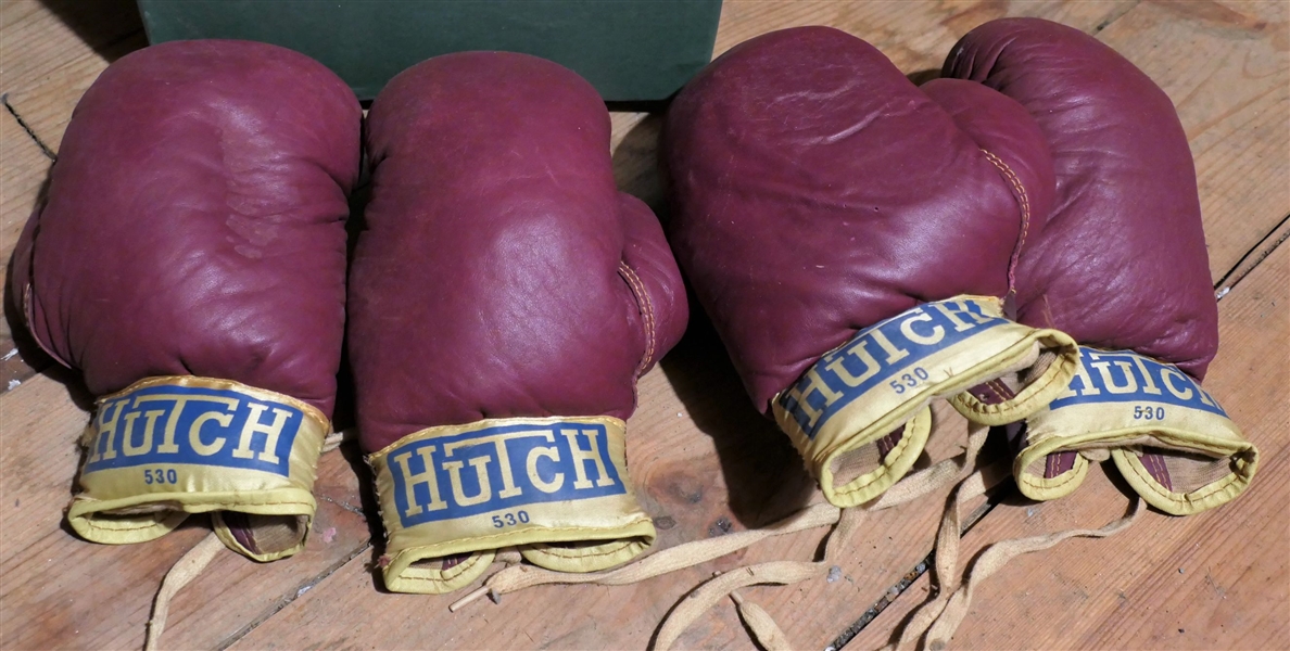 2 Pairs of Hutch 530 Boxing Gloves