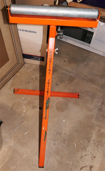 Orange Pedestal Roller 