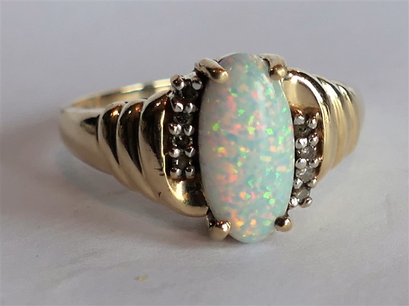 10kt Yellow Gold Ring with Opal and Diamond Accents - Size 8 3/4