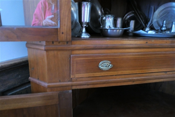 Very Nice 16 Pane Walnut Inlaid Corner Cupboard - Divided Dovetailed Drawer - Lots of Fine Inlay on Crown, Drawers, and Doors  - NO CONTENTS - Measures 82 Tall 55 by 26
