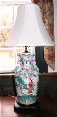 Nice Asian Vase Style Lamp with Scenes on Front -Foo Dog Handles - On Wood Base - Measures 22 Tall 