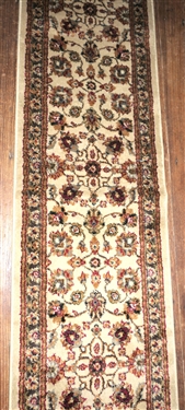 Red and Cream Machine Made Runner Royalty 1' 9 by 7'2