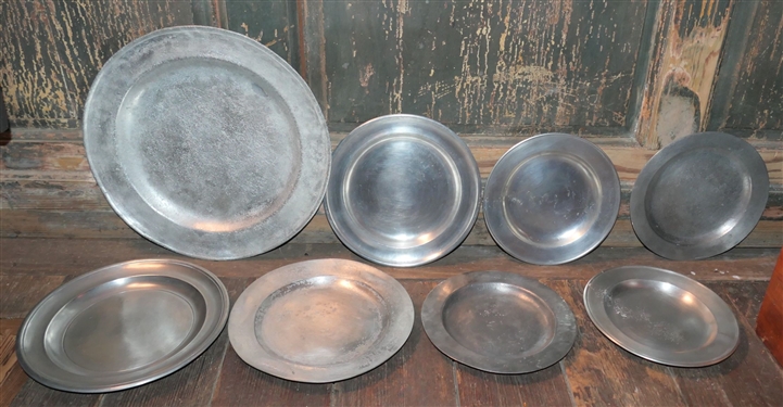 8 Pewter Plates of Varying Sizes - TW London 9 1/2, 4 - 8 and 13 1/2 Platter