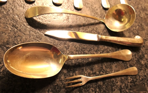 80 Piece Set of Stieff Sterling Silver - Williamsburg Queen Anne Restoration Flatware - 12 - 6 Piece Setting