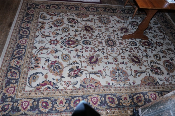 Royalty Tan Machine Made Rug - Measures 7'8 by 10'4