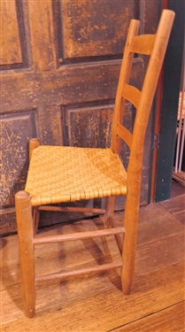 Mule Ear Ladderback Chair with Oak Split Bottom 