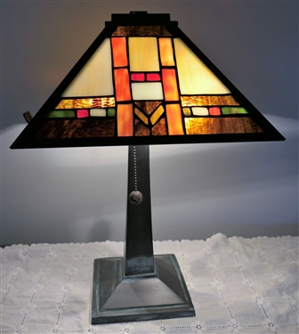 Nice Dale Tiffany Leaded Glass Table Lamp - Measures 17 Tall Shade Measures 12 by 12 