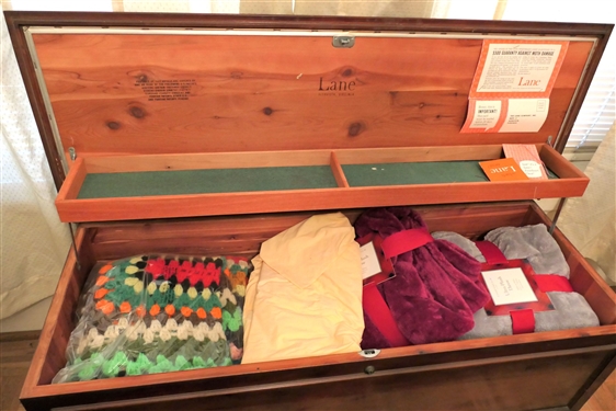 Lane Mahogany Finish Cedar Chest - NO CONTENTS - Measures 20 tall 46 by 17 