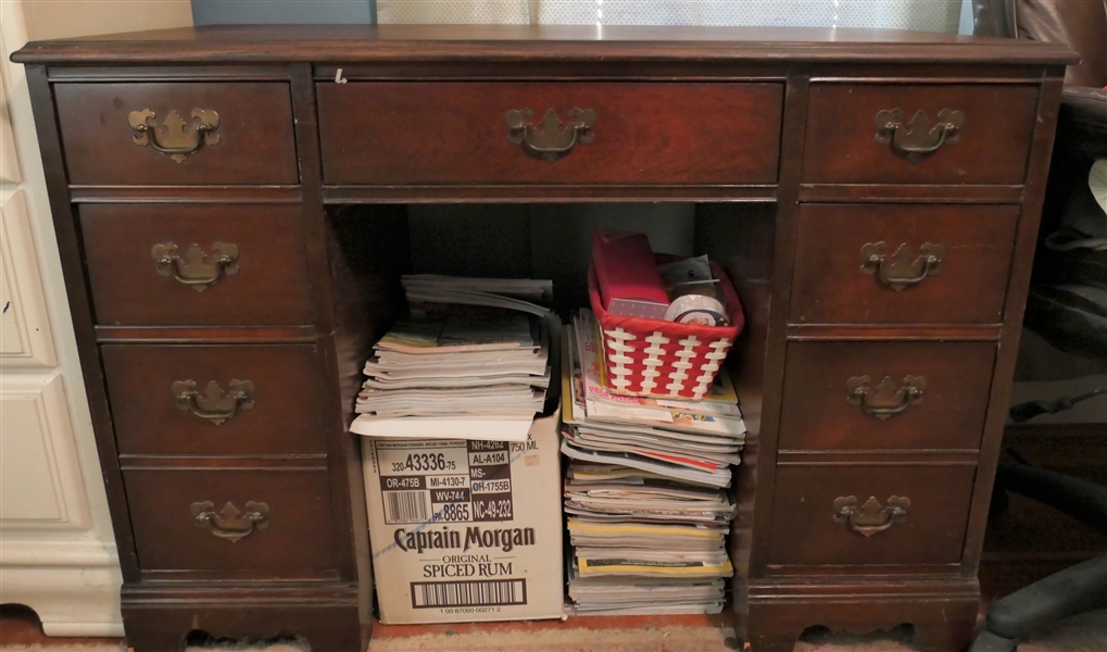 Bassett Furniture Mahogany Desk - Measures 30" tall 41" by 20" 