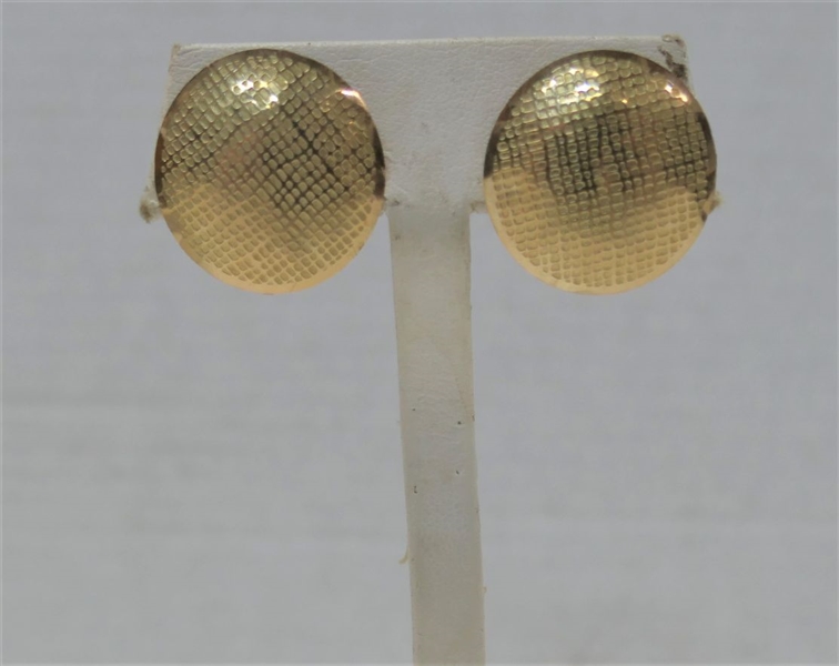 14 kt Yellow Gold Basket Weave Button Style Earrings-1 inch Across 