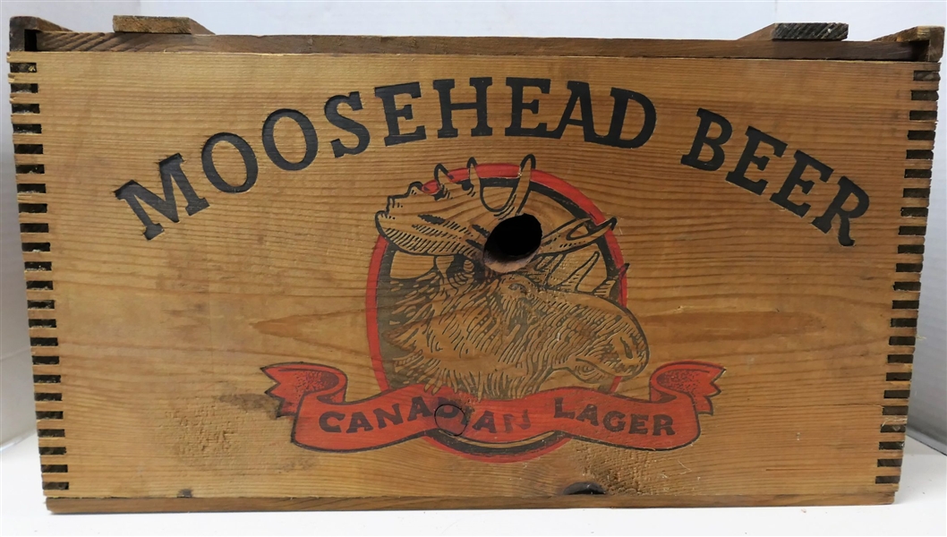 Moosehead Beer Canadian Lager Wooden Crate - With Lid