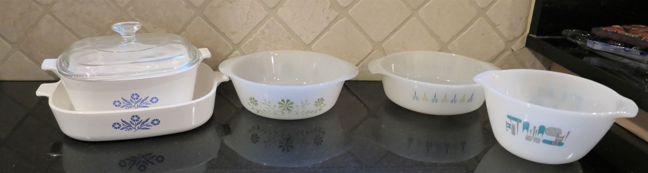 5 Pieces of Bakeware including Corning, Fireking, and Glassbake 