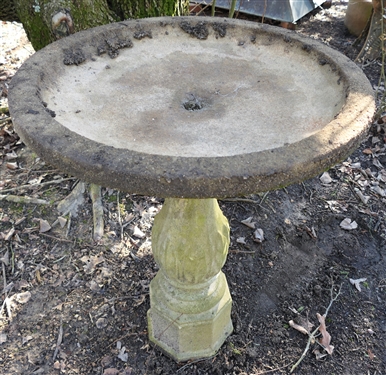 Concrete Birdbath 32 T - 26 Diameter