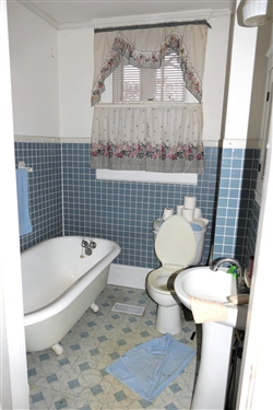 First Floor Bathroom 