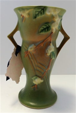 Roseville Snowberry 6 Vase 