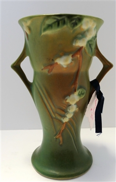 Roseville Snowberry 6 Vase 