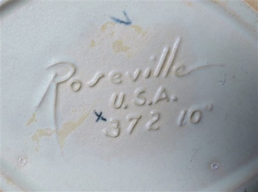 Roseville 1939 Cosmos Console Bowl with Original Sticker - Number 372 - 10