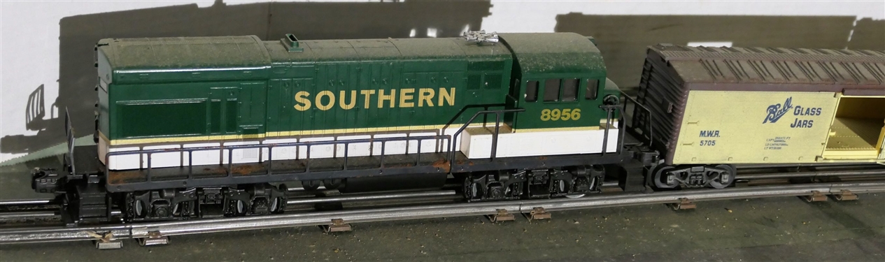 8 Lionel Train Pieces - Southern 8956 Engine, Ball Glass Jars Car 5705,2 - Fruit Growers Express 9887, Southern X6431, Southern 7304, Southern 9451, and ACL 9471 (Only Cars Listed -Nothing Else in...