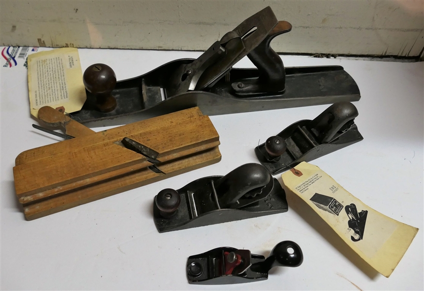 5 Wood Planes including Bailey No. 6, S&S Siegley, American Boy, Auburn Tool Co. No. 105 Nosing Plane, and Tiny Stanley Plane