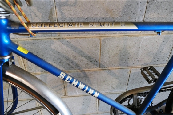 Schwinn Collegiate Sport 5 Bicycle 