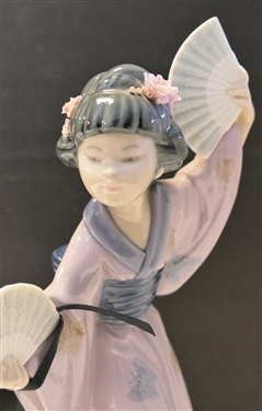 Lladro Asian Woman Figure - Measuring 11 Tall 