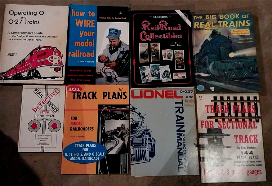 Lot of Railroad and Lionel Model Train Books 