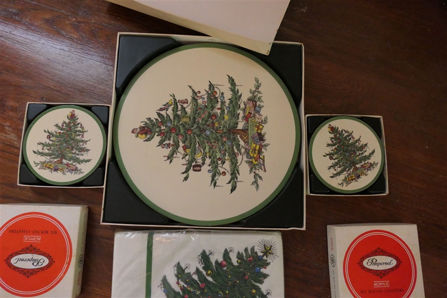 Pimpernel "Christmas Tree" 4 Acrylic Placemats, 12 Acrylic Coasters, and Paper Napkins