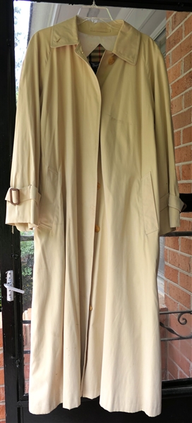 Burberry Light Creamy Yellow Rain Coat - Size 10 -Needs Cleaning