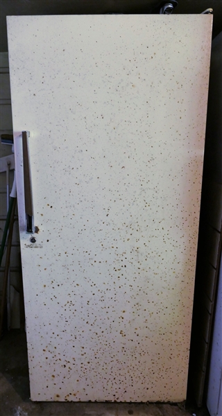 Kenmore Frostless Upright Freezer - Works Well 