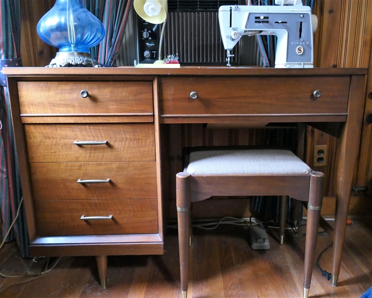 Mid Century Singer  Model 600  "Auto - Reel" Sewing Machine in Beautiful Maple Cabinet - Brass Tipped Feet - Stool Included -  Drawers Are Full of Sewing Notions, Thread, Needles, Etc. - Lamps Not...