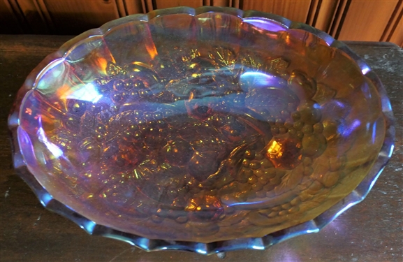 Footed Oval Carnival Fruit Bowl - Measures 13 by 9
