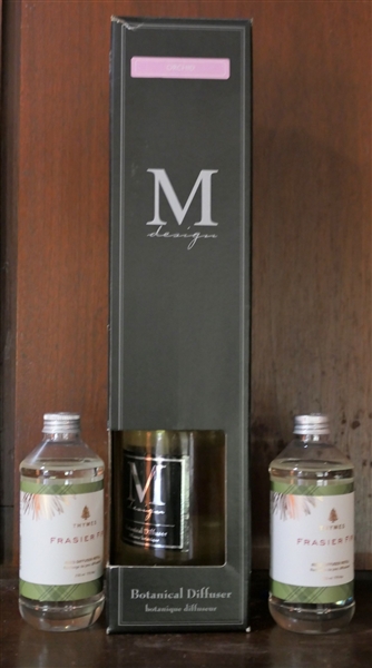 M Designs Fragrance Diffuser and 2 Bottles of Thayers Frasier Fur Fragrance Oil 