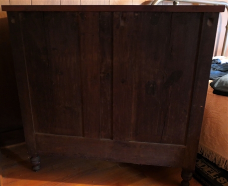 Beautiful American Flame Mahogany Chest - 1 Over 3 Finely Dovetailed Drawers - Paneled Sides - Measures 46 tall 47 by 22 