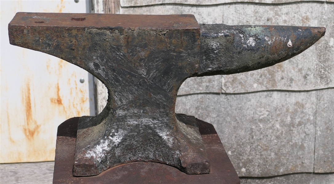 Brooklynn NY Anvil - 91 - Measures 9 1/2" Tall 21" Long