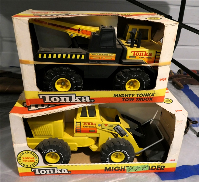 2 Tonka Metal Construction Trucks in Original Boxes - Number 3909 Tow Truck and Number 3920 Mighty Loader