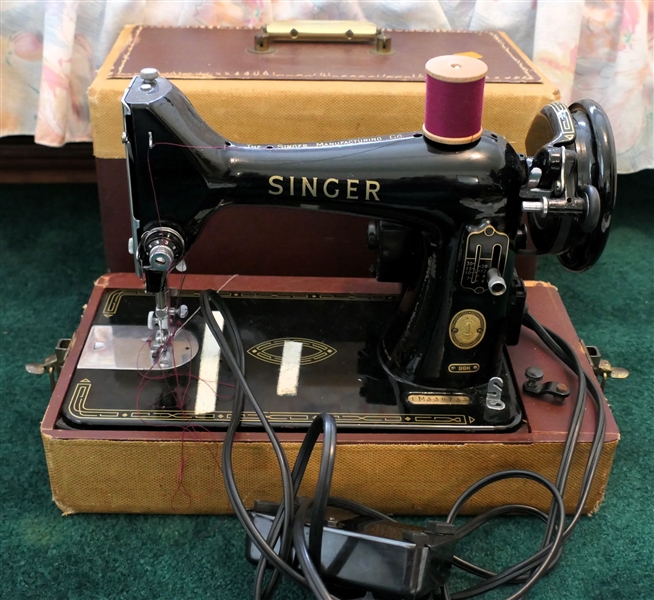 The Singer Manufacturing Co. Model 99K Sewing Machine - Serial Number EM338733